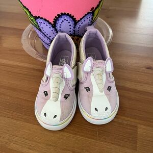 VANS UNICORN SIZE 7.5 GIRLS